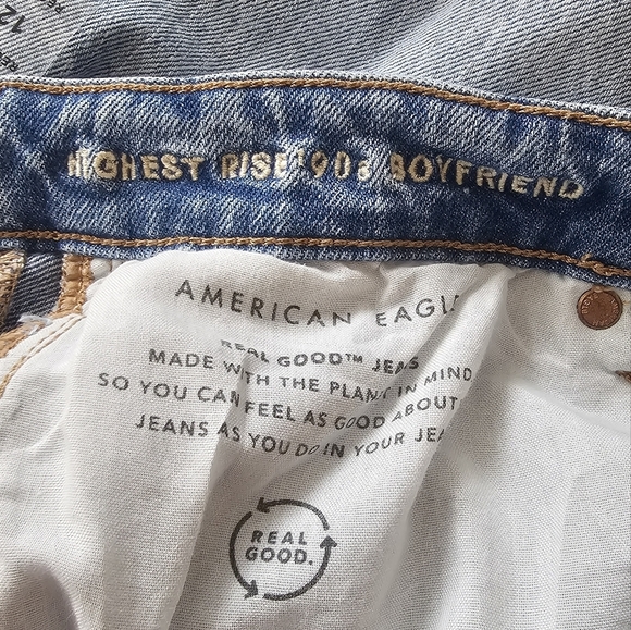 American Eagle AE Highest Rise 90s Boyfriend Jeans Denim sz 12  Distressed - Picture 7 of 9